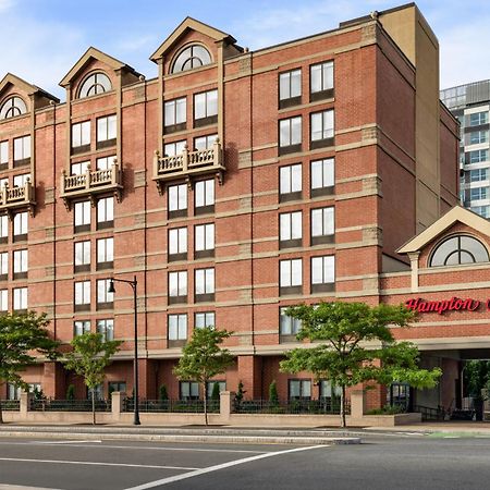 Hampton Inn By Hilton Boston/Кеймбридж Екстериор снимка