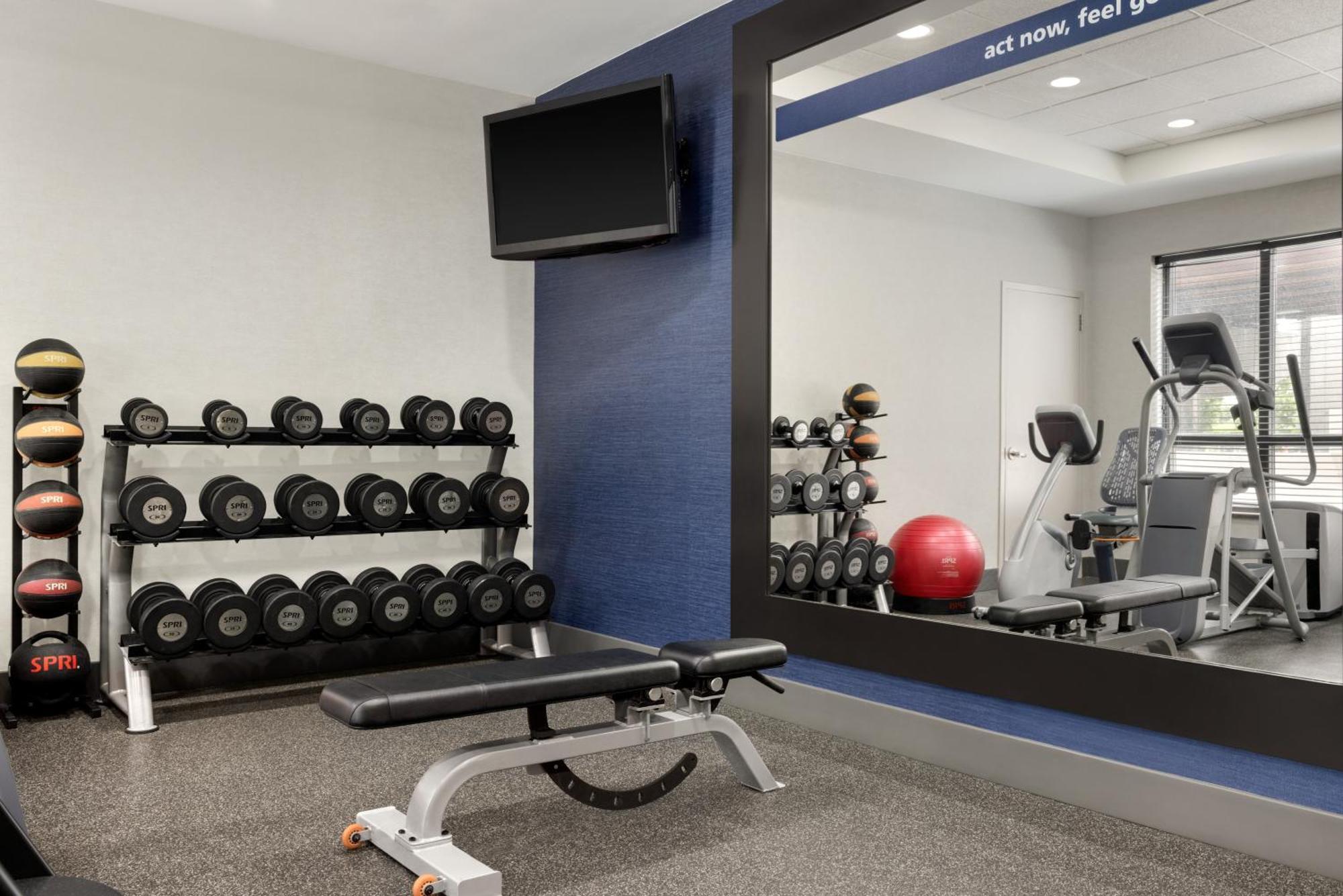 Hampton Inn By Hilton Boston/Кеймбридж Екстериор снимка