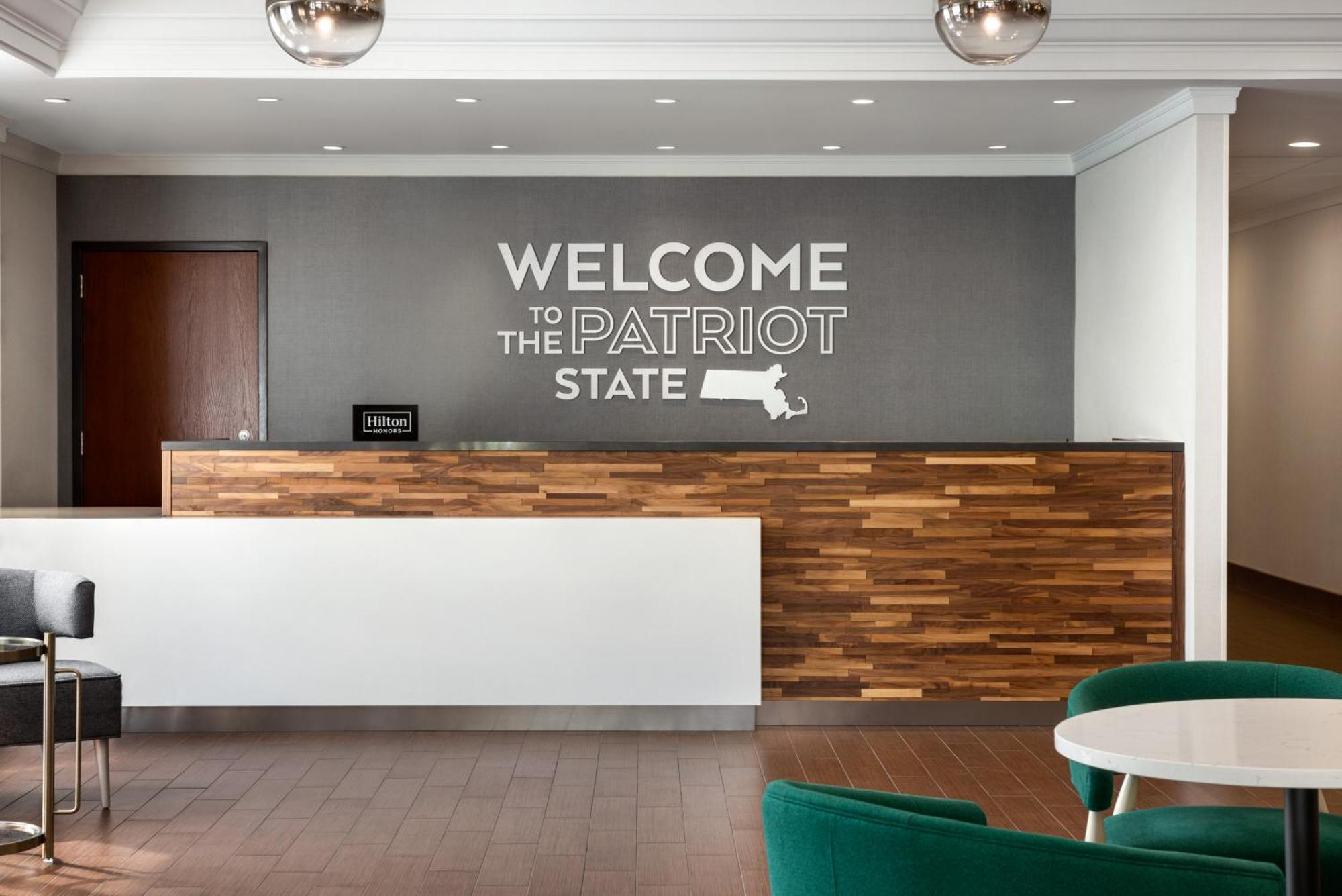 Hampton Inn By Hilton Boston/Кеймбридж Екстериор снимка